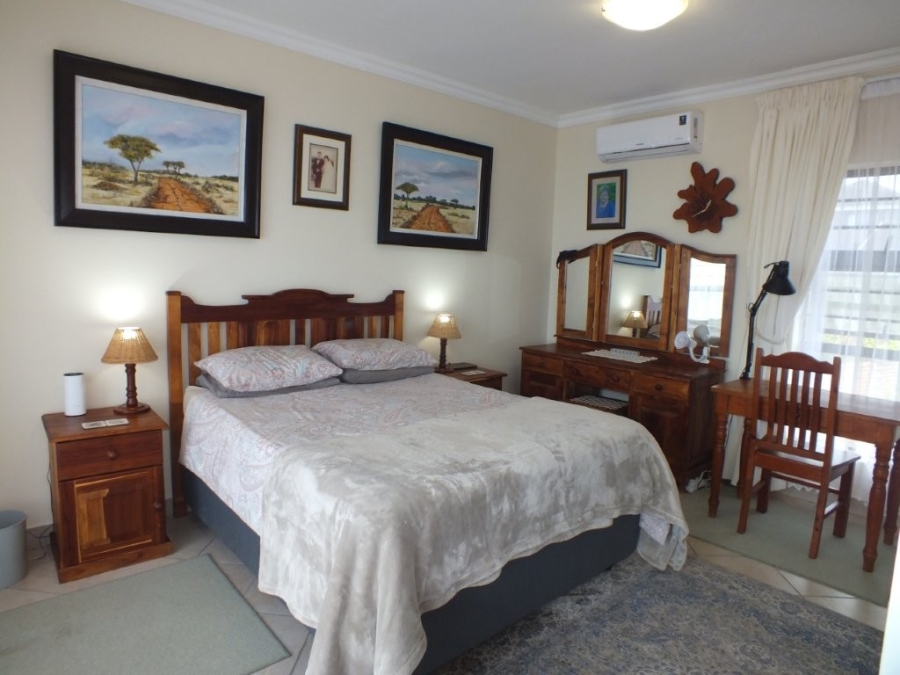 4 Bedroom Property for Sale in Dana Bay Western Cape